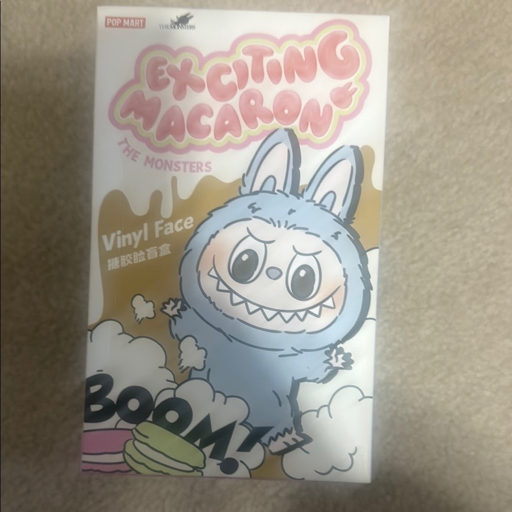 Exciting Macaron Vinyl Face Toy- Green grape: unopened !